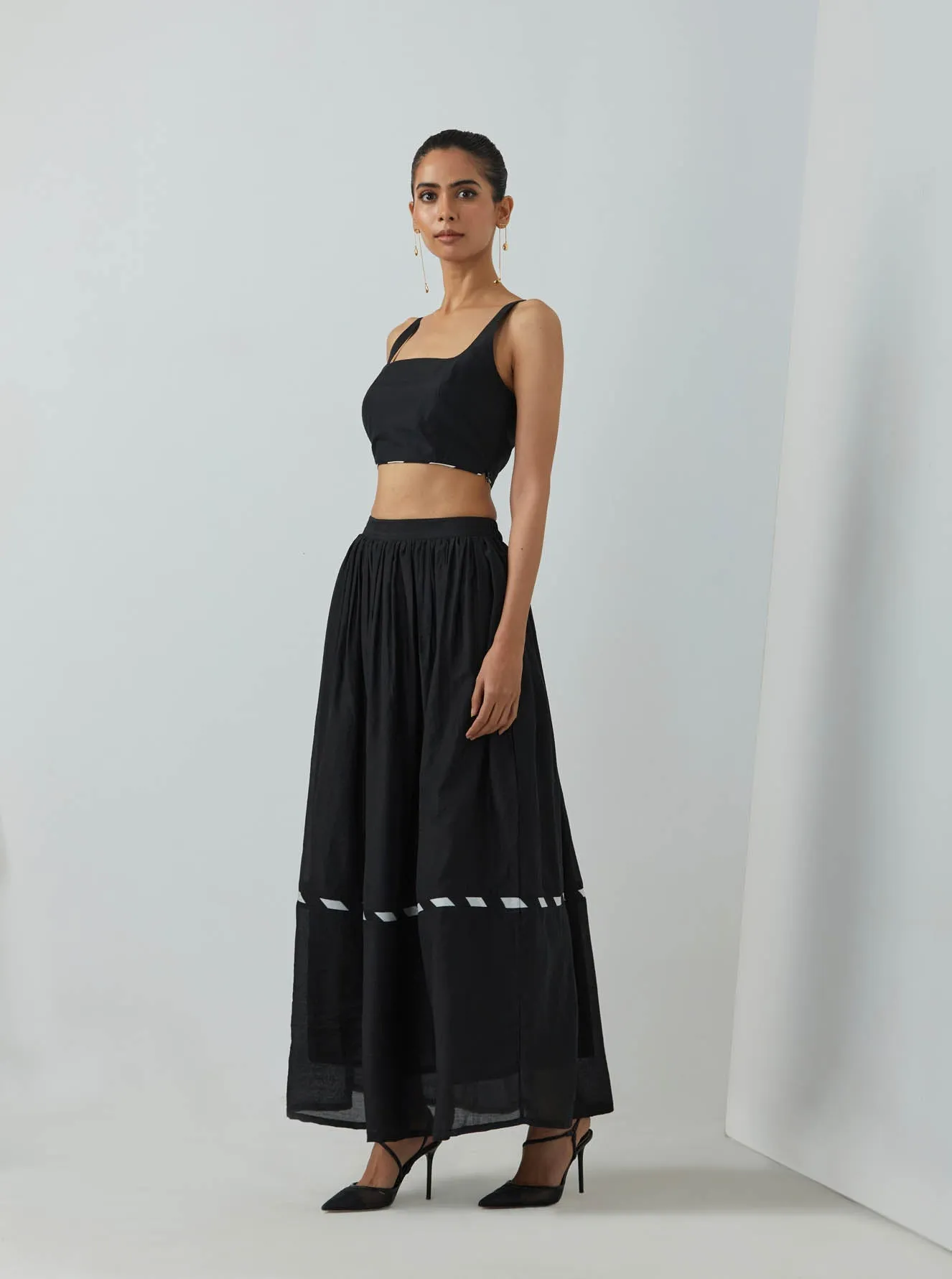 Black Chanderi Zade Bralette With Full Length Skirt And Scarf (Set Of 3)