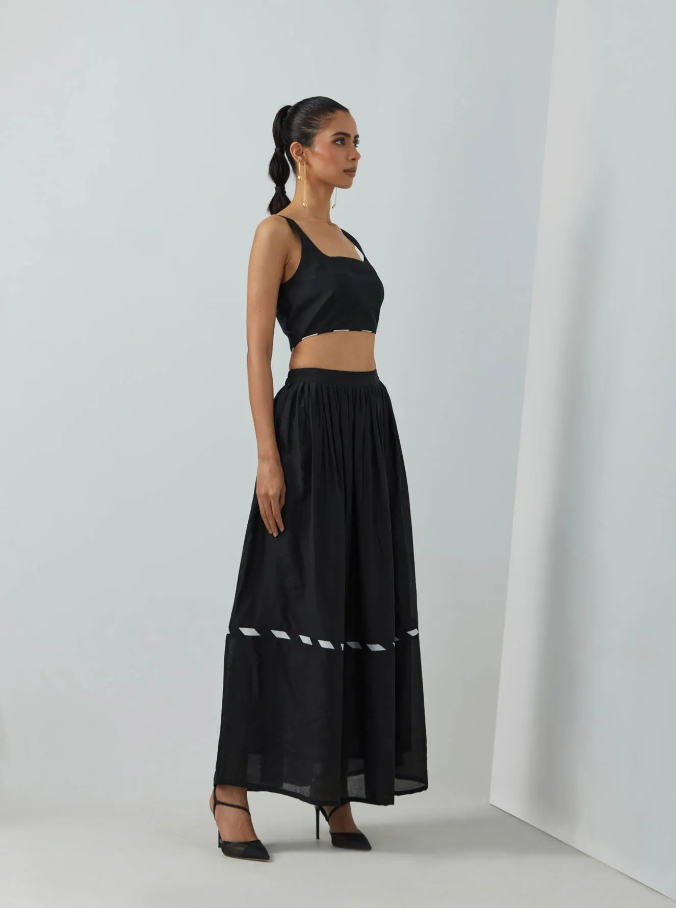 Black Chanderi Zade Bralette With Full Length Skirt And Scarf (Set Of 3)