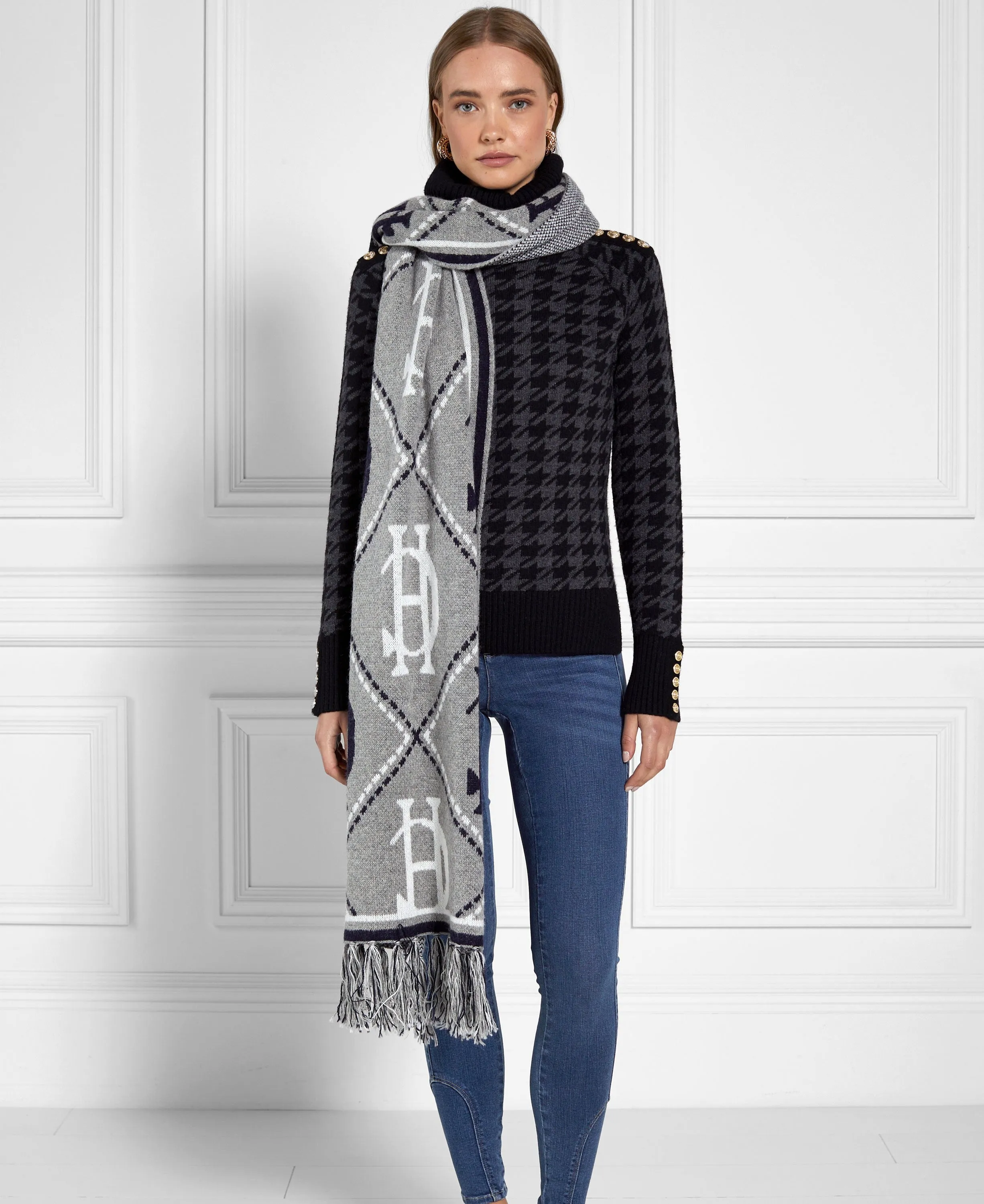 Monogram Scarf - Grey Marl